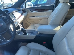Used 2017 Cadillac XT5 4d SUV AWD Luxury at Suburban Ford of Sterling Heights near Sterling Heights, MI
