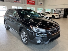 Used 2018 Subaru Outback 4d SUV 3.6R Touring at Maxx Loans near St. Adrian, MI