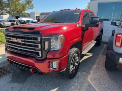 Used 2022 GMC Sierra 2500HD 4WD Crew Cab 159" AT4 at Maxx Loans near St. Adrian, MI