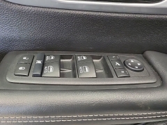 Used 2026  Chrysler Pacifica Limited FWD at Maxx Loans near St&period; Adrian&comma; MI