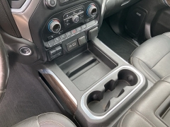 Used 2021 Chevrolet Silverado 1500 4WD Crew Cab LT Trail Boss at Maxx Loans near ,