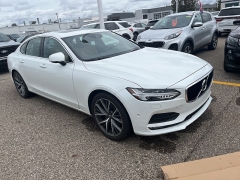 Used 2017 Volvo S90 4d Sedan AWD T6 Momentum at Maxx Loans near St. Adrian, MI