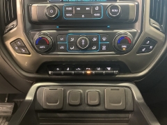 Used 2018  Chevrolet Silverado 2500HD 4WD Crew Cab 153" High Country at Maxx Loans near St&period; Adrian&comma; MI