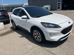 Used 2020  Ford Escape 4d SUV AWD Titanium at Maxx Loans near St&period; Adrian&comma; MI