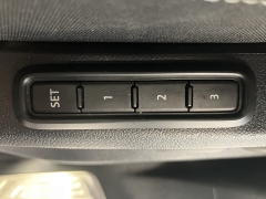 Used 2022  Volkswagen Atlas Cross Sport 2&period;0T SEL 4MOTION at Maxx Loans near St&period; Adrian&comma; MI