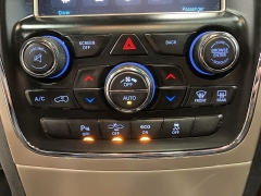 Used 2014  Jeep Grand Cherokee 4d SUV 4WD Overland at Maxx Loans near St&period; Adrian&comma; MI