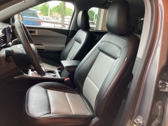 Used 2022 Ford Explorer XLT 4WD at Suburban Ford of Sterling Heights near Sterling Heights, MI