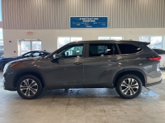 Used 2023  Toyota Highlander FWD &lpar;Natl&rpar; at Maxx Loans near St&period; Adrian&comma; MI