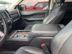 Used 2019 Ford Expedition 4d SUV 4WD Platinum at Suburban Ford of Sterling Heights near Sterling Heights, MI