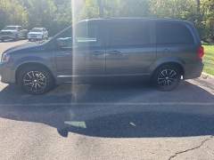 Used 2017 Dodge Grand Caravan 4d Wagon GT at Suburban Ford of Sterling Heights near Sterling Heights, MI