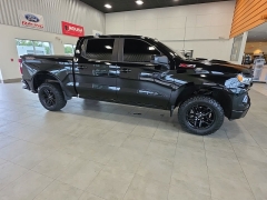 Used 2022  Chevrolet Silverado 1500 4WD Crew Cab 147" LT Trail Boss at Maxx Loans near St&period; Adrian&comma; MI