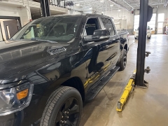Used 2019  Ram 1500 Big Horn&sol;Lone Star 4x4 Crew Cab 5'7" Box at Maxx Loans near St&period; Adrian&comma; MI