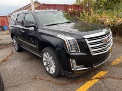 Used 2019 Cadillac Escalade 4d SUV 4WD Platinum at Suburban Ford of Sterling Heights near Sterling Heights, MI
