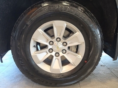 Used 2021  Chevrolet Silverado 1500 4WD Crew Cab 147" LT w&sol;1LT at Maxx Loans near St&period; Adrian&comma; MI