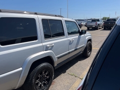 Used 2007 Jeep Commander 4WD 4dr Sport at Maxx Loans near St. Adrian, MI