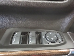 Used 2020  Chevrolet Silverado 1500 4WD Double Cab 147" RST at Maxx Loans near St&period; Adrian&comma; MI