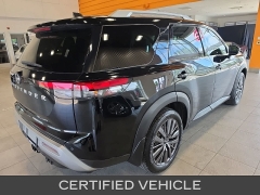 Used 2022  Nissan Pathfinder SL 4WD at Maxx Loans near St&period; Adrian&comma; MI