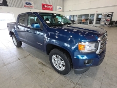 Used 2020  GMC Canyon 4WD Crew Cab 128" SLE at Maxx Loans near St&period; Adrian&comma; MI