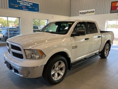 Used 2016  Ram 1500 4WD Crew Cab 140.5" Outdoorsman at Maxx Loans near St. Adrian, MI