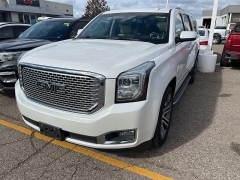 Used 2017 GMC Yukon XL 4d SUV 4WD Denali at Maxx Loans near St. Adrian, MI