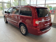 Used 2015 Chrysler Town & Country 4d Wagon Touring L at Suburban Ford of Sterling Heights near Sterling Heights, MI