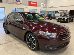 Used 2019  Ford Taurus 4d Sedan AWD Limited at Maxx Loans near St&period; Adrian&comma; MI