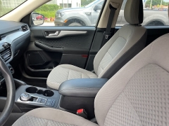 Used 2020 Ford Escape 4d SUV FWD SE at Suburban Ford of Sterling Heights near Sterling Heights, MI