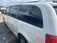 Used 2013  Dodge Grand Caravan 4d Wagon SXT at Maxx Loans near St&period; Adrian&comma; MI