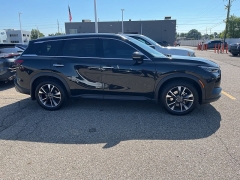 Used 2022 INFINITI QX60 LUXE AWD at Suburban Ford of Sterling Heights near Sterling Heights, MI
