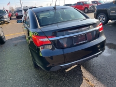 Used 2012  Chrysler 200 4d Sedan Limited at Maxx Loans near St&period; Adrian&comma; MI