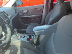 Used 2019 Jeep Cherokee Altitude 4x4 at Maxx Loans near St. Adrian, MI