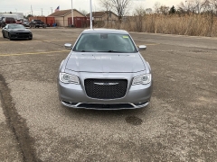Used 2016 Chrysler 300C 4d Sedan V6 at Maxx Loans near ,