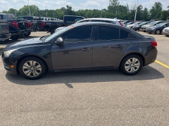 Used 2014 Chevrolet Cruze 4d Sedan LS AT at Maxx Loans near St. Adrian, MI