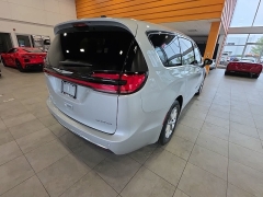 Used 2026  Chrysler Pacifica Limited FWD at Maxx Loans near St&period; Adrian&comma; MI