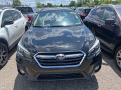Used 2018 Subaru Outback 4d SUV 3.6R Touring at Maxx Loans near ,