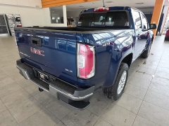 Used 2020  GMC Canyon 4WD Crew Cab 128" SLE at Maxx Loans near St&period; Adrian&comma; MI