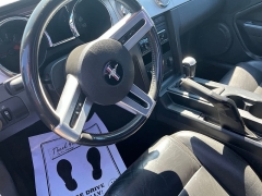 Used 2006  Ford Mustang 2dr Cpe at Maxx Loans near St&period; Adrian&comma; MI