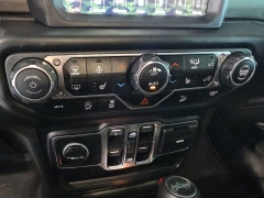 Used 2019  Jeep Wrangler Unlimited Sahara 4x4 at Maxx Loans near St&period; Adrian&comma; MI