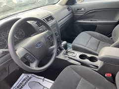 Used 2006  Ford Fusion 4d Sedan SE at Maxx Loans near St&period; Adrian&comma; MI