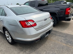 Used 2011  Ford Taurus 4d Sedan SEL at Maxx Loans near St&period; Adrian&comma; MI