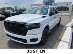 Used 2025 Ram 1500 Big Horn 4x4 Crew Cab 5'7" Box at Maxx Loans near ,