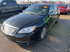Used 2012  Chrysler 200 4d Sedan Limited at Maxx Loans near St&period; Adrian&comma; MI