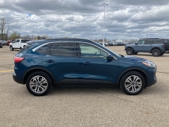 Used 2020 Ford Escape 4d SUV AWD SEL 1.5L at Maxx Loans near ,
