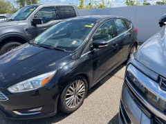 Used 2018 Ford Focus 4d Hatchback Titanium at Suburban Ford of Sterling Heights near Sterling Heights, MI