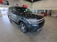 Used 2022  Ford Expedition XLT 4x4 at Maxx Loans near St&period; Adrian&comma; MI