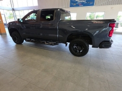 Used 2020  Chevrolet Silverado 1500 4WD Crew Cab 147" Custom Trail Boss at Maxx Loans near St&period; Adrian&comma; MI