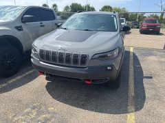 Used 2022  Jeep Cherokee Trailhawk 4x4 at Maxx Loans near St&period; Adrian&comma; MI