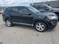 Used 2016 Ford Explorer 4d SUV 4WD XLT at Suburban Ford of Sterling Heights near Sterling Heights, MI