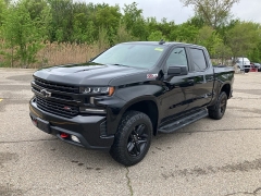 Used 2021 Chevrolet Silverado 1500 4WD Crew Cab LT Trail Boss at Maxx Loans near ,