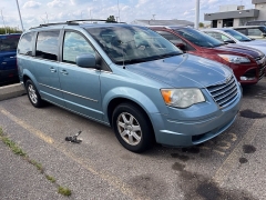 Used 2009  Chrysler Town & Country 4d Wagon Touring at Maxx Loans near St&period; Adrian&comma; MI